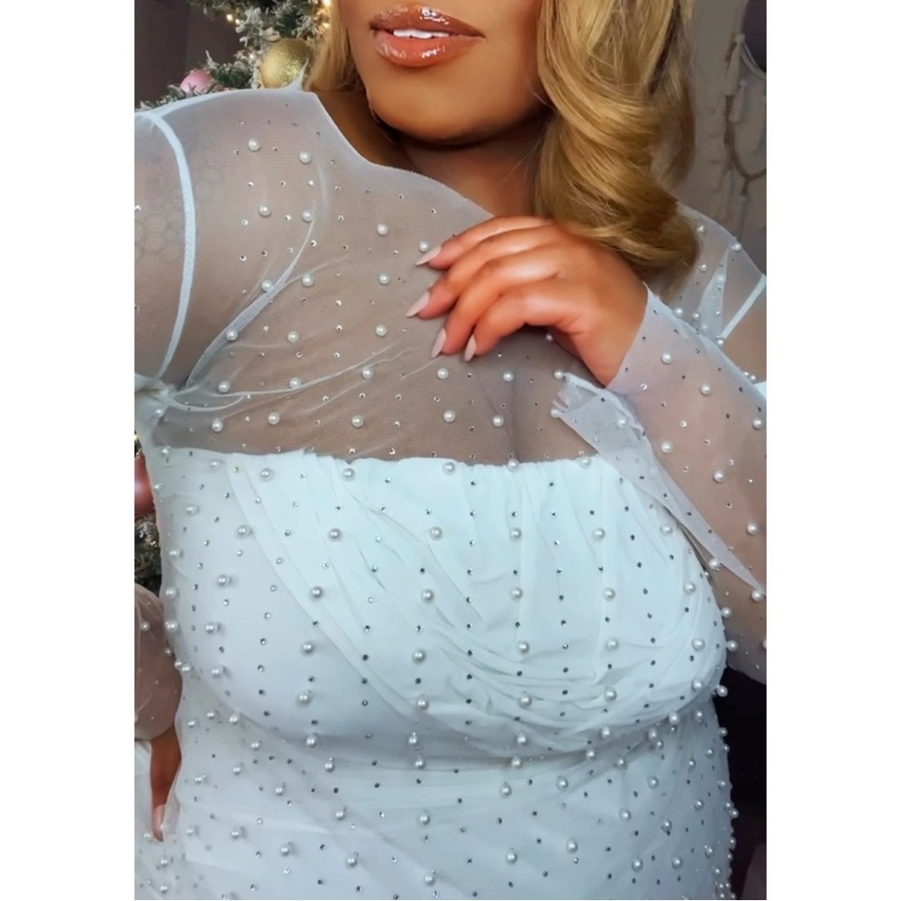Dazzle in Love: XL Mesh Rhinestone & Pearl Dress for a Glamorous Valentine’s Day